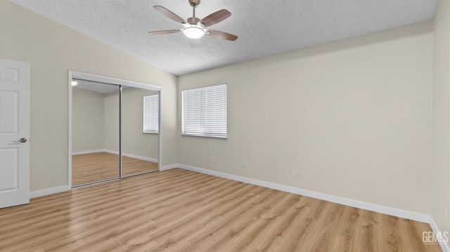 2004 Ocean View Drive, Bakersfield, CA 93307