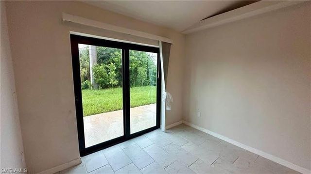 217 Cape Coral PKWY W, Cape Coral, FL 33914