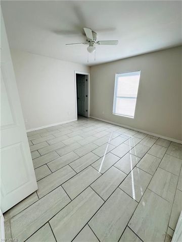 217 Cape Coral PKWY W, Cape Coral, FL 33914