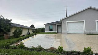 217 Cape Coral PKWY W, Cape Coral, FL 33914