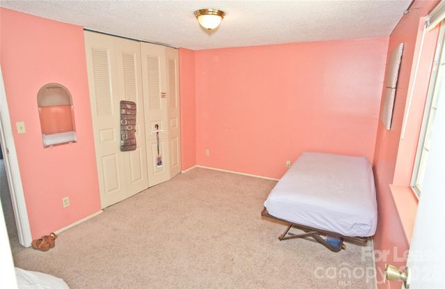 1635 Van Dyke Drive, Charlotte, NC 28213