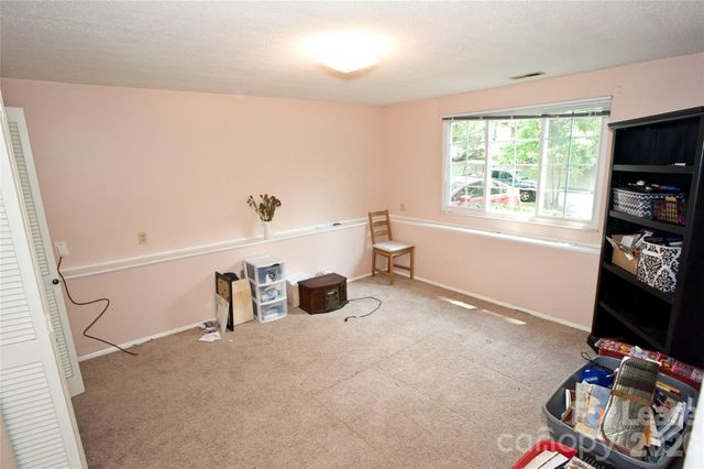 1635 Van Dyke Drive, Charlotte, NC 28213