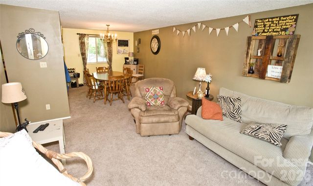 1635 Van Dyke Drive, Charlotte, NC 28213