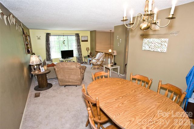 1635 Van Dyke Drive, Charlotte, NC 28213