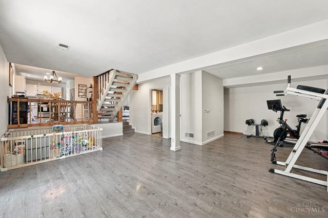 90 Mollie Drive, Hamilton, OH 45013