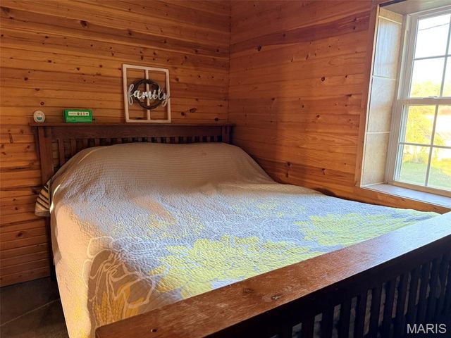 605 Third Street, Marble Hill, MO 63764