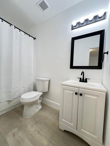 720 NW 61st Street 10, Miami, FL 33127