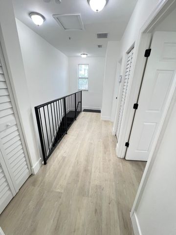 720 NW 61st Street 10, Miami, FL 33127