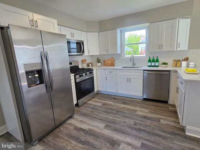 110 STOCKTON BLVD, Berlin, NJ 08009