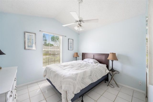 2606 Bedford Mews Dr, Wellington, FL 33414