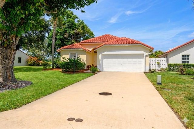 2606 Bedford Mews Dr, Wellington, FL 33414