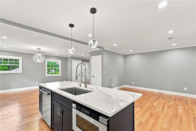 1062 Bouldercrest Drive SE, Atlanta, GA 30316