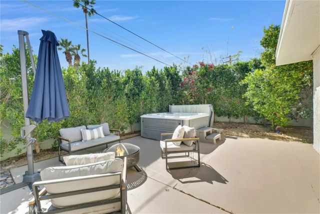 3967 E Sunny Dunes Road, Palm Springs, CA 92264