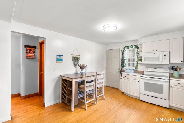 707 Oronoke Road, Waterbury, CT 06708