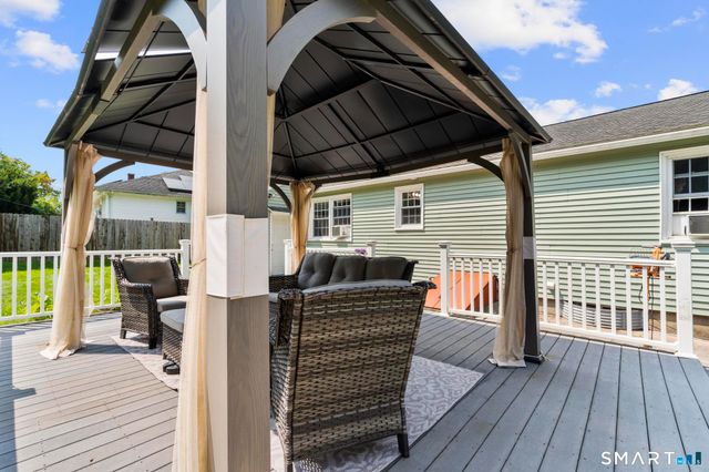 707 Oronoke Road, Waterbury, CT 06708