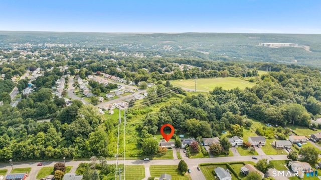 707 Oronoke Road, Waterbury, CT 06708