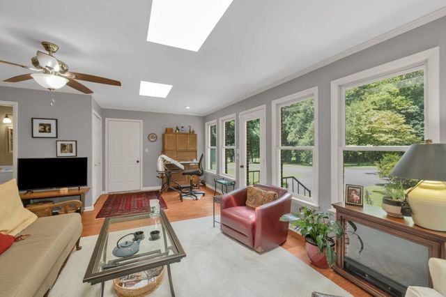 905 S Jefferson St, Winchester, TN 37398