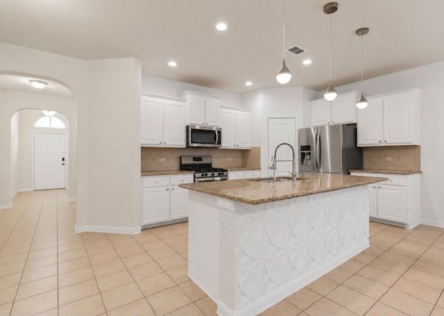 320 Grassland Drive, Denton, TX 76210