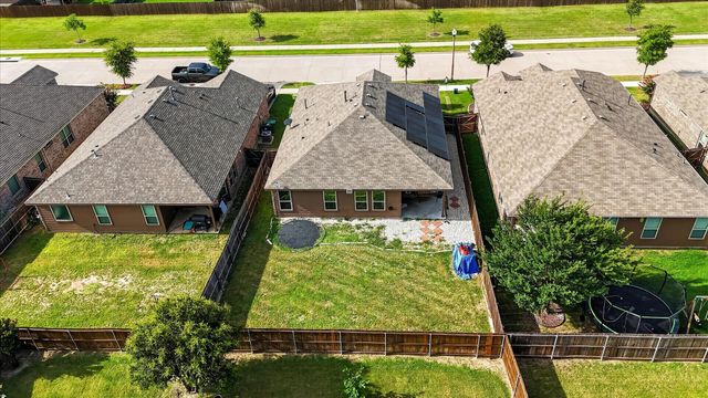 320 Grassland Drive, Denton, TX 76210