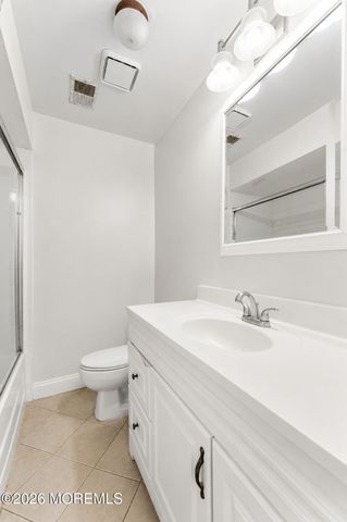1000 Waldorf Terrace, Lakewood, NJ 08701