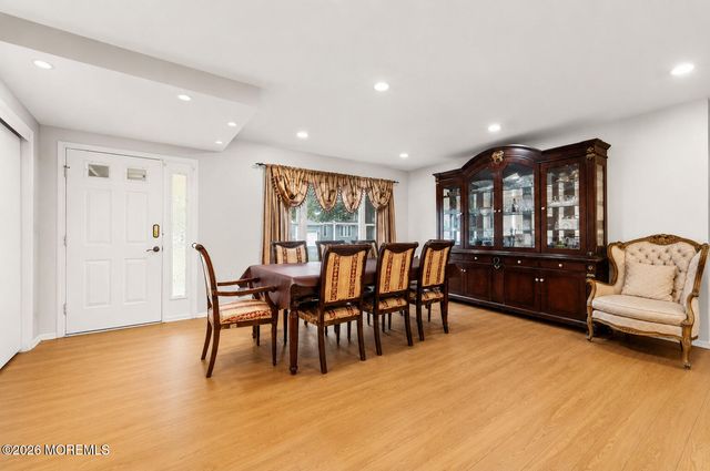 1000 Waldorf Terrace, Lakewood, NJ 08701