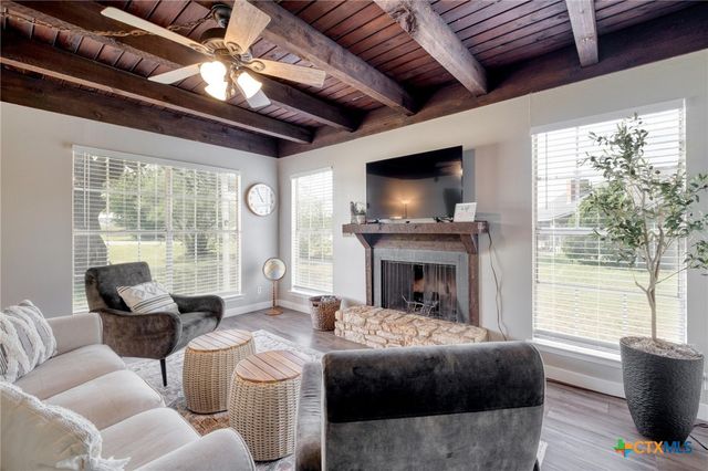 104 Matthews Circle, Liberty Hill, TX 78642
