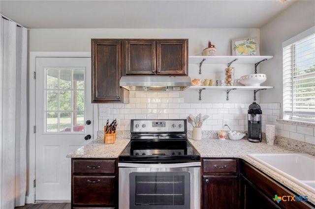 104 Matthews Circle, Liberty Hill, TX 78642