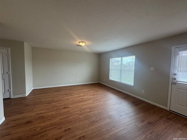 12119 Luckey Vw, San Antonio, TX 78252