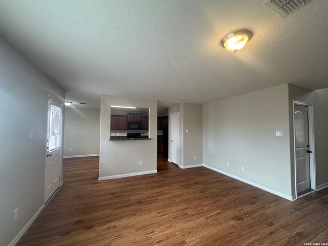 12119 Luckey Vw, San Antonio, TX 78252