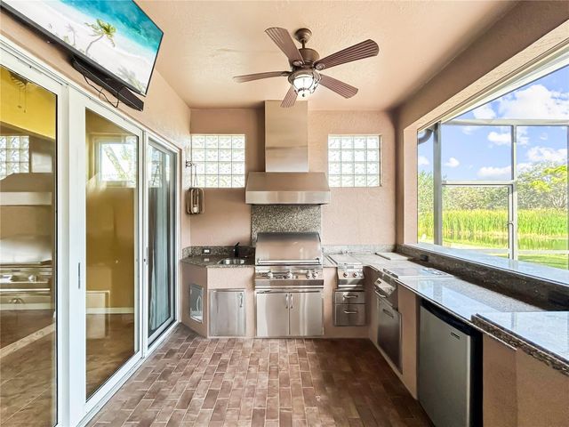 5137 REDBRIAR COURT, Sarasota, FL 34238