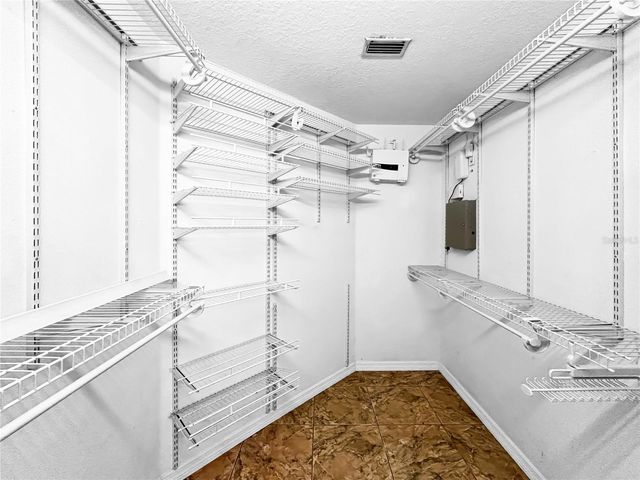 5137 REDBRIAR COURT, Sarasota, FL 34238