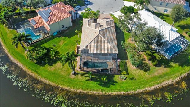 5137 REDBRIAR COURT, Sarasota, FL 34238