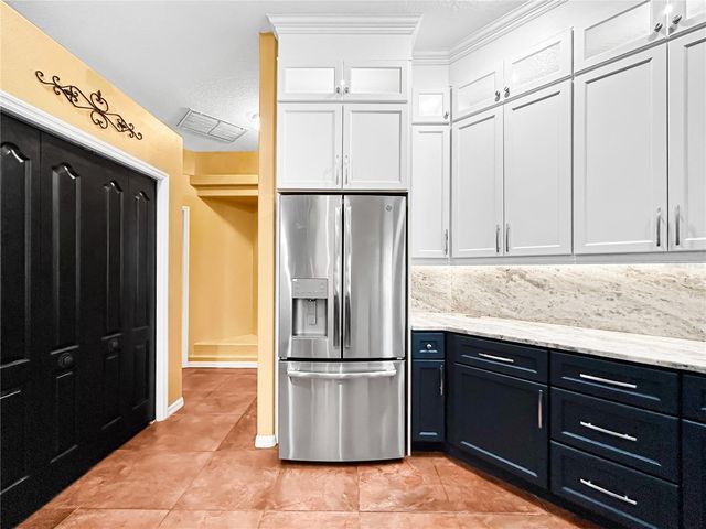 5137 REDBRIAR COURT, Sarasota, FL 34238