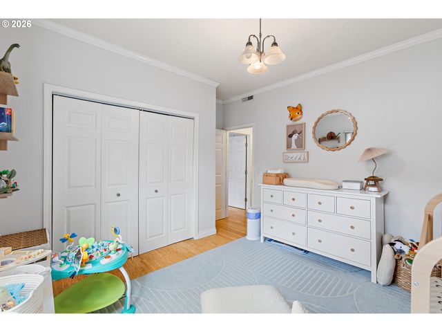 4320 S CORBETT Ave 102, Portland, OR 97239