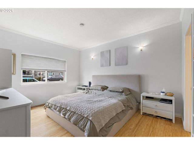 4320 S CORBETT Ave 102, Portland, OR 97239