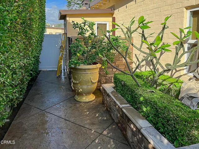 1140 Cornwall Lane, Ventura, CA 93001