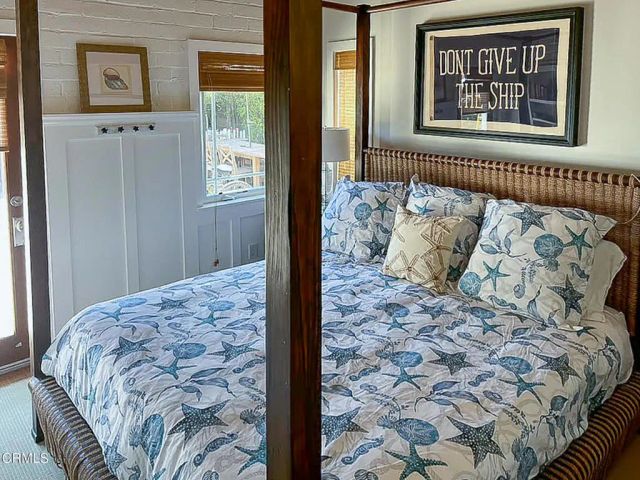 1140 Cornwall Lane, Ventura, CA 93001