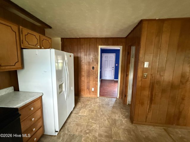 14 Sheffield Road, Jacksonville, NC 28546