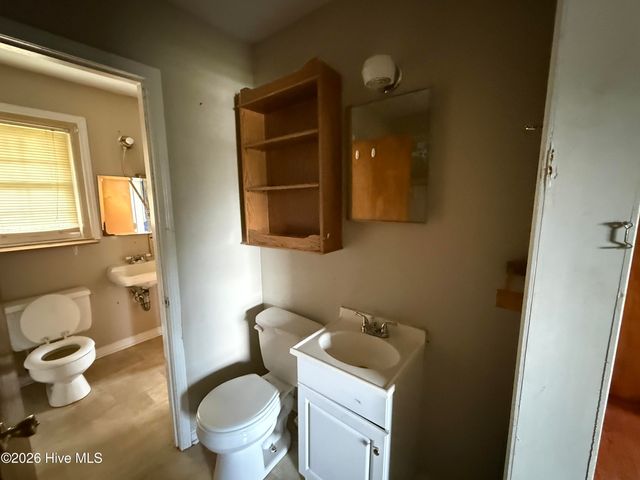 14 Sheffield Road, Jacksonville, NC 28546