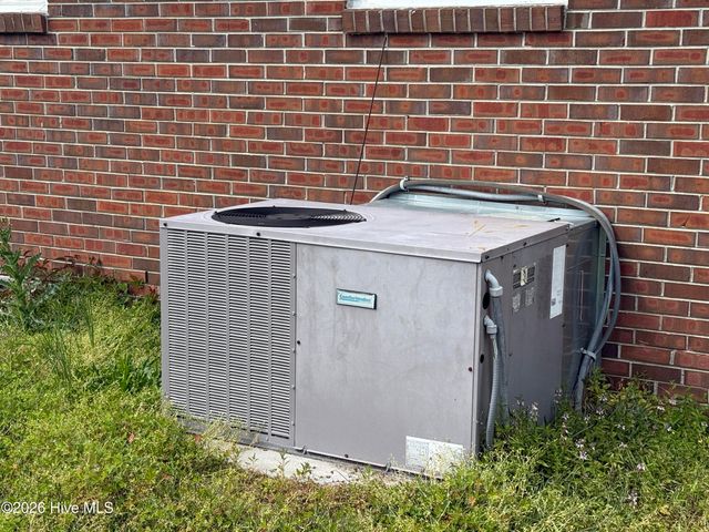 14 Sheffield Road, Jacksonville, NC 28546