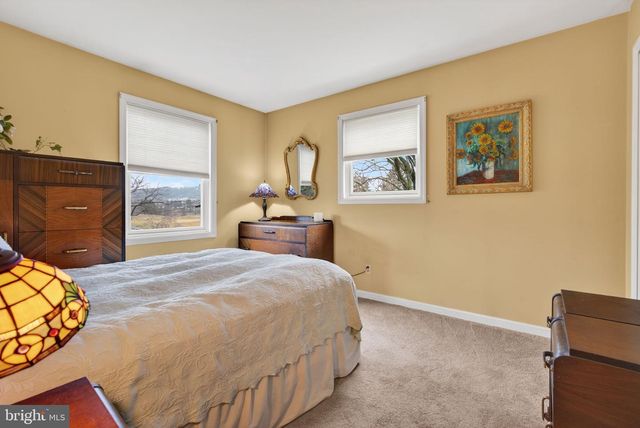 906 SNAPPER DAM RD, Landisville, PA 17538