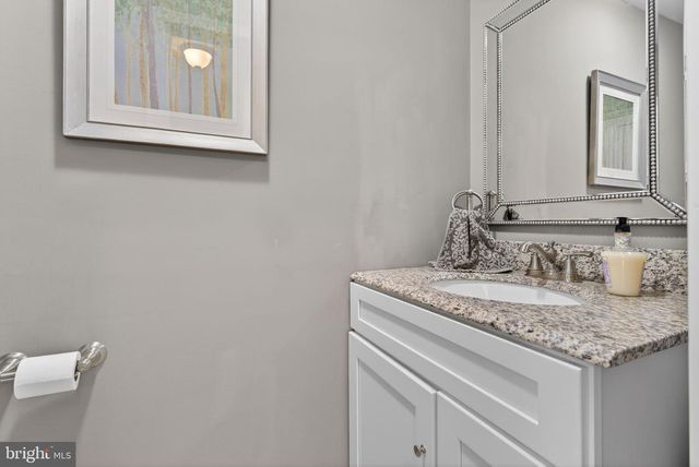 906 SNAPPER DAM RD, Landisville, PA 17538