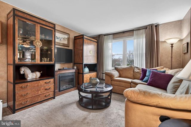 906 SNAPPER DAM RD, Landisville, PA 17538