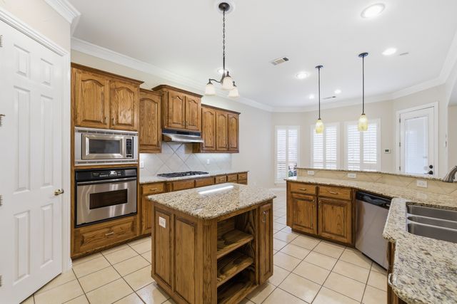 1120 Sabine Court, Colleyville, TX 76034