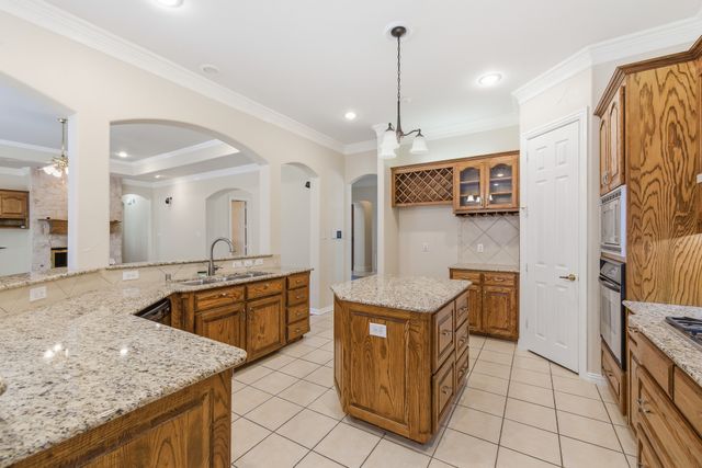 1120 Sabine Court, Colleyville, TX 76034