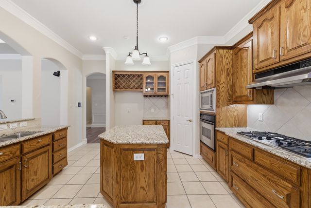 1120 Sabine Court, Colleyville, TX 76034