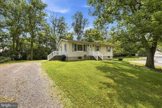 156 MORGAN ST, Inwood, WV 25428