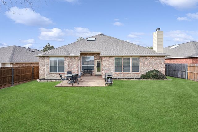 8228 Muirwood Trail, Fort Worth, TX 76137
