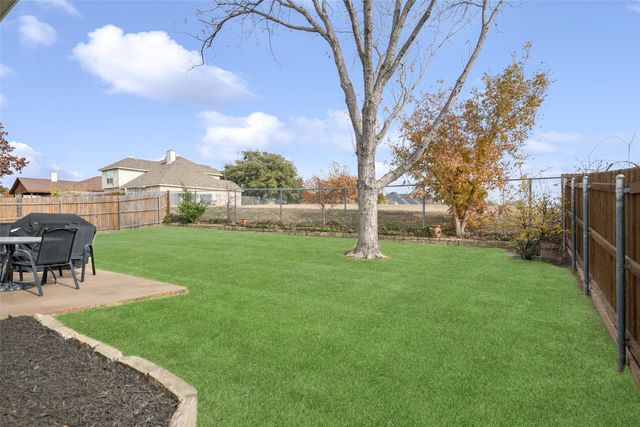 8228 Muirwood Trail, Fort Worth, TX 76137