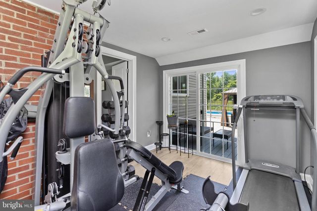 340 WASHINGTON CROSSING PENNINGTON RD, Titusville, NJ 08560